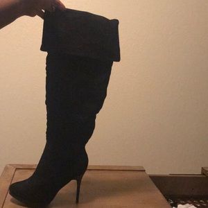 4 in stiletto black knee highs